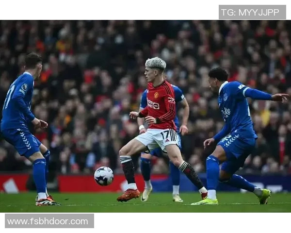 加纳足球传奇退役球星回顾其辉煌生涯与对国家足球的深远影响